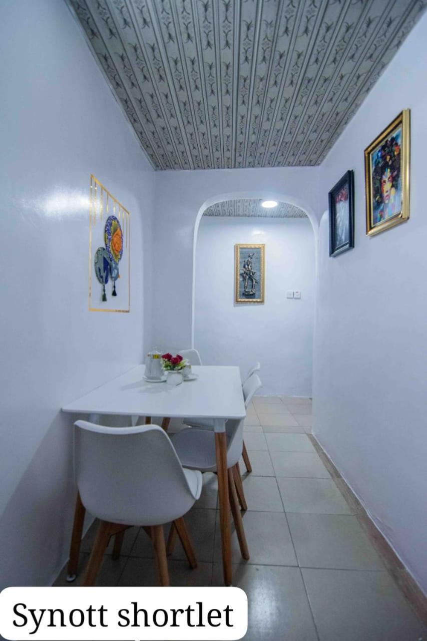 איקג'ה Synott Apartment מראה חיצוני תמונה