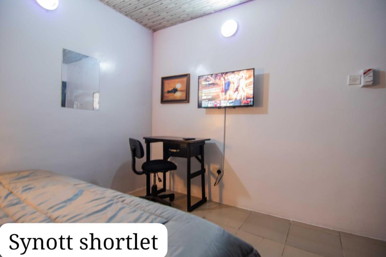 איקג'ה Synott Apartment מראה חיצוני תמונה