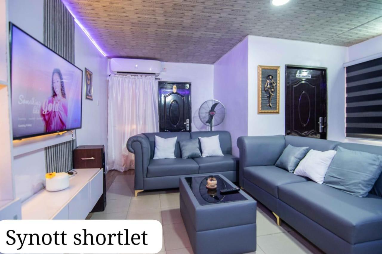 איקג'ה Synott Apartment מראה חיצוני תמונה